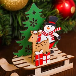 Декор новогодний Лесная мастерская «Снеговик с оленем на санях»