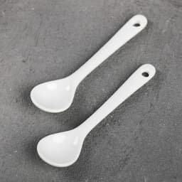 Кружки керамические парные «Муж и жена», 2 шт. по 140 мл, ложки 2 шт.