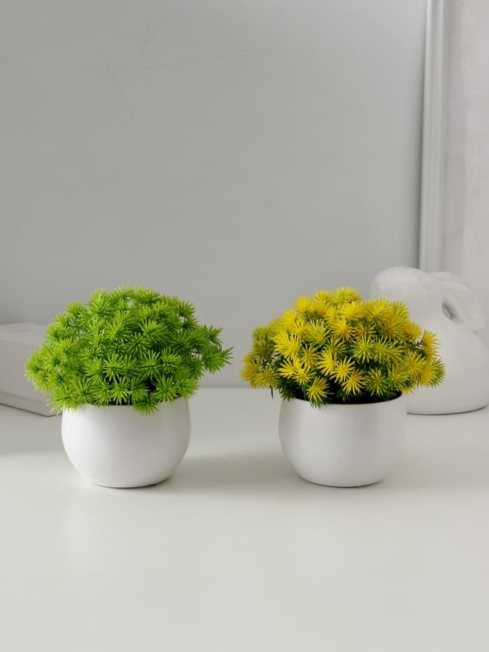 Искусственный цветок в горшке «Пушистые колючки», 9×13 см, МИКС