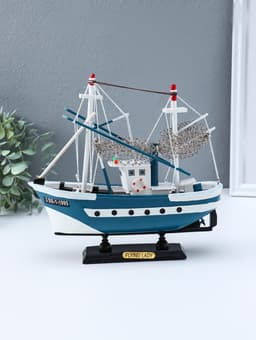 Сувенирная модель корабля «Ида», голубые борта, сетка