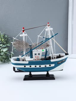 Сувенирная модель корабля «Ида», голубые борта, сетка