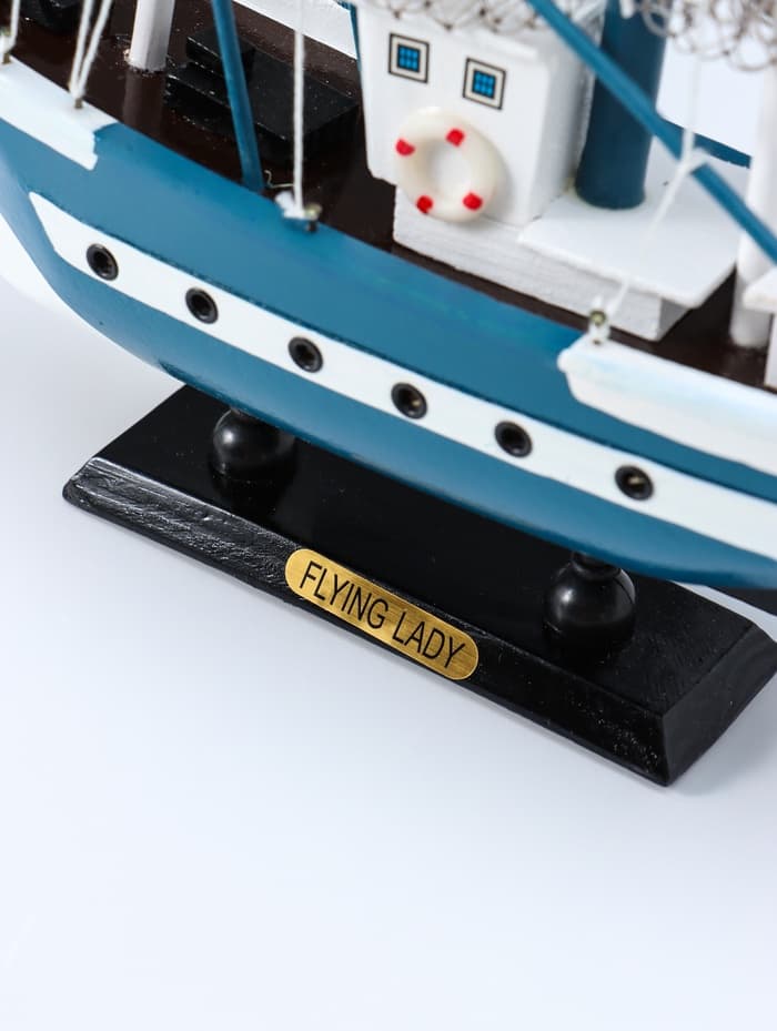 Сувенирная модель корабля «Ида», голубые борта, сетка