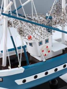 Сувенирная модель корабля «Ида», голубые борта, сетка