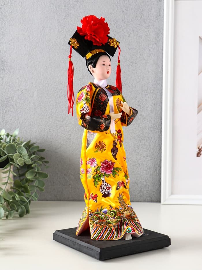 Кукла коллекционная «Китаянка в национальном платье», 32×12.5×12.5 см