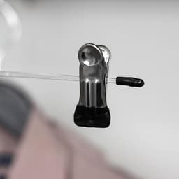 Вешалка для брюк и юбок с зажимами, 30×10 см, серебряная