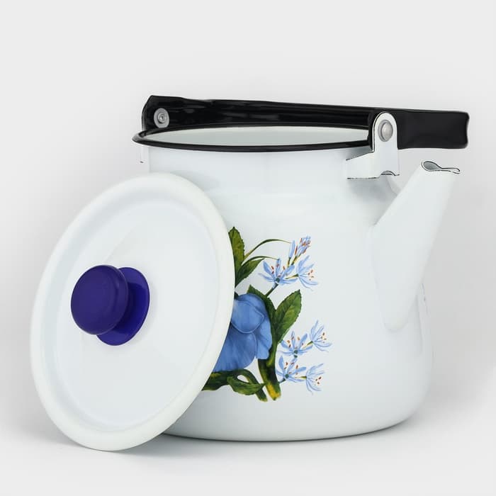 Чайник «Цветы синие», 3.5 л, эмалированная сталь, белый