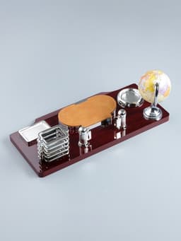 Набор настольный, органайзер 7 в 1, часы, лок для бумаги, визитница, глобус, подставка для печати, карандашница, 40×20×17, МИКС