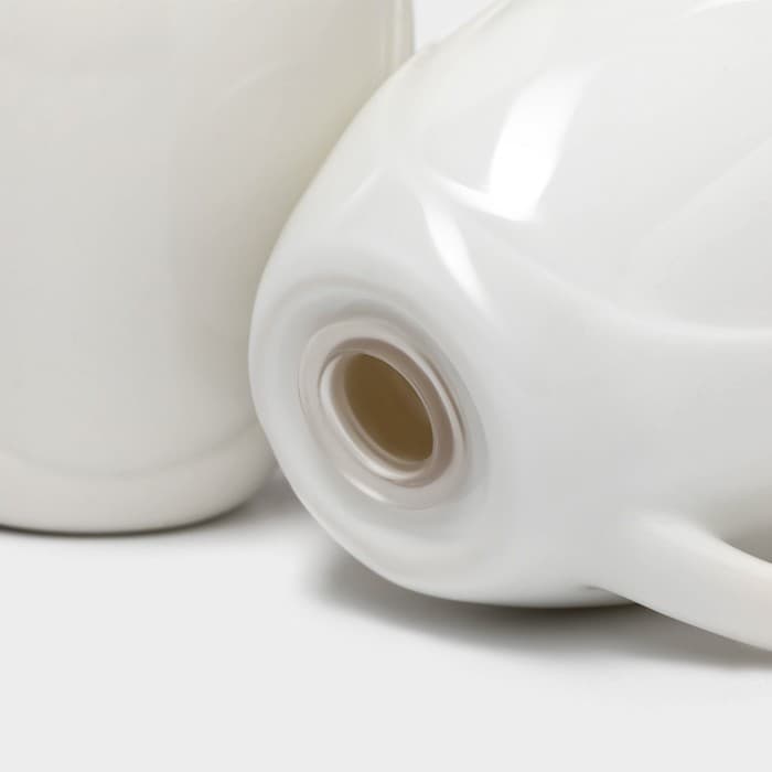 Набор для специй BellaTenero «Баночки», солонка 110 мл, перечница 110 мл, на бамбуковой подставке-держателе, фарфор, белый