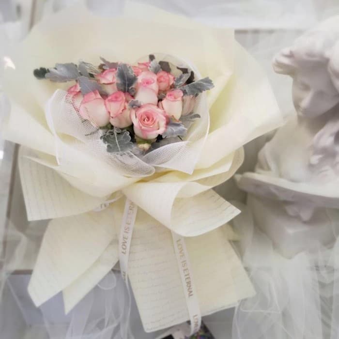 Пленка для цветов и букетов «Послание», белая, 0.6×10 м