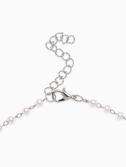 Колье с жемчугом «Олимпия», белое в серебре, 32 см