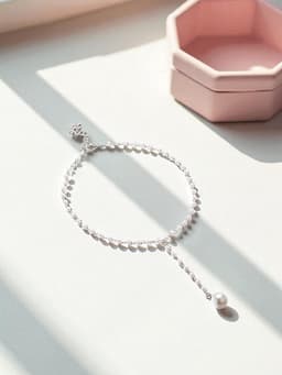 Колье с жемчугом «Олимпия», белое в серебре, 32 см