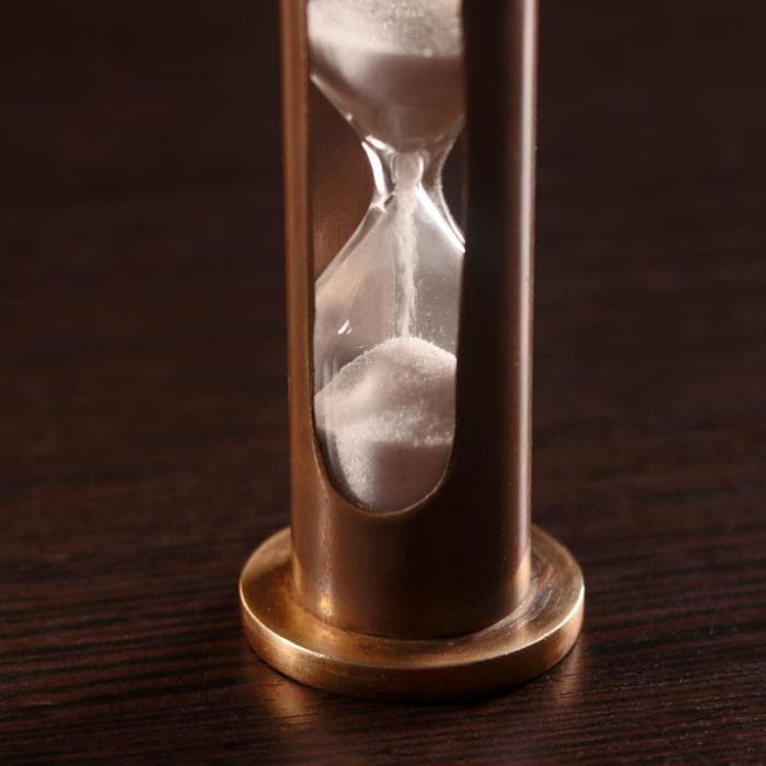 Песочные часы «Антик», 1 мин, 3×3×9.5 см, латунь