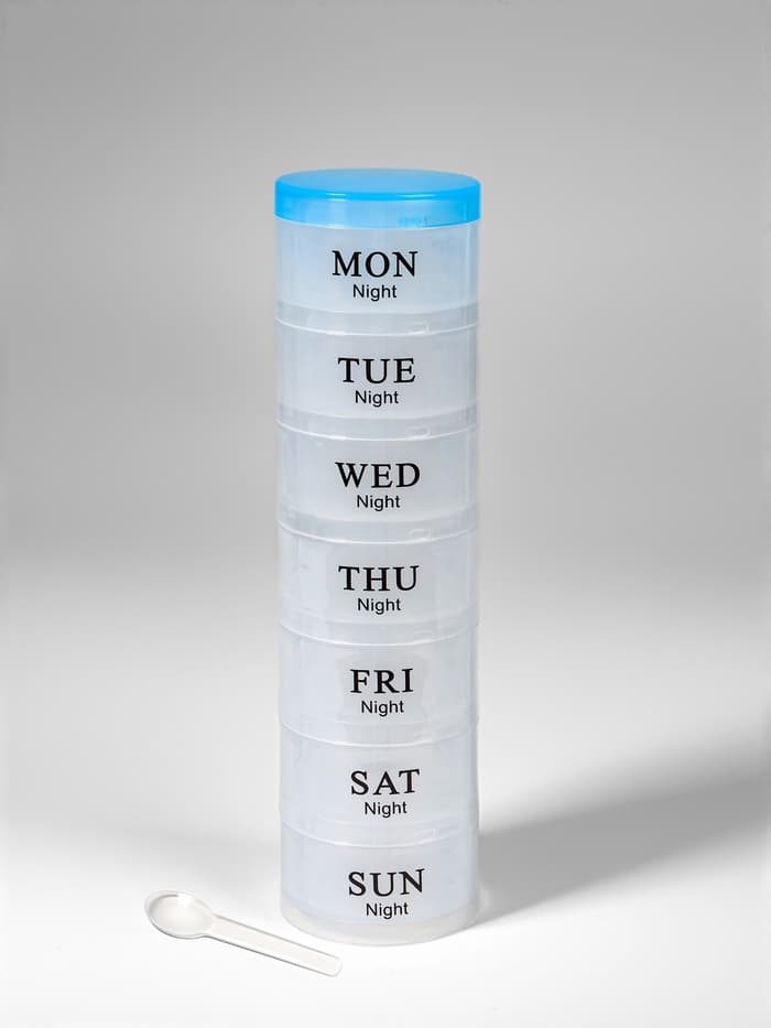 Таблетница - органайзер «Пирамида», утро/день/вечер, d=19.5×5 см, 7 контейнеров по 3 секции, голубая