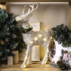 Светодиодная фигура «Олень» 30×46×15 см, акрил, от батареек ААх2, свечение тёплое белое
