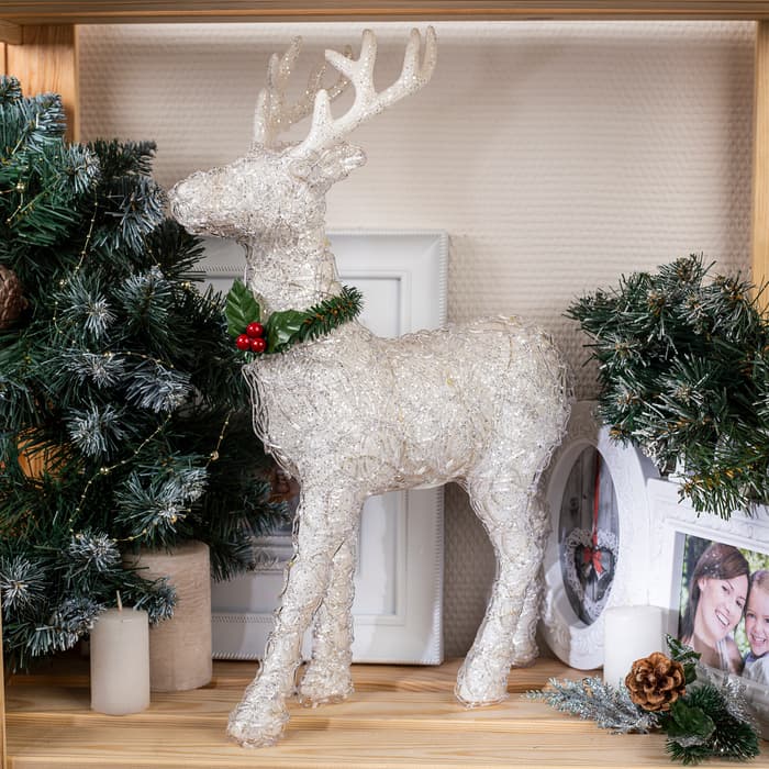 Светодиодная фигура «Олень» 30×46×15 см, акрил, от батареек ААх2, свечение тёплое белое