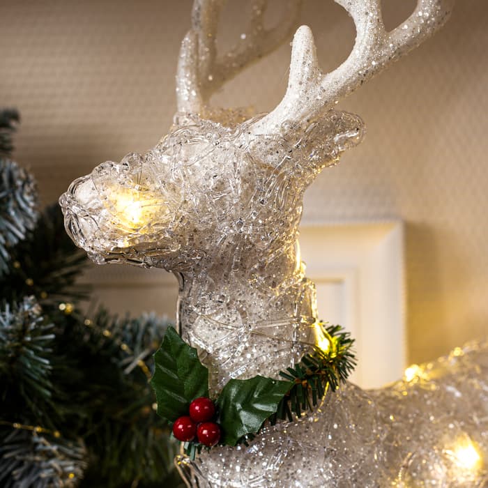 Светодиодная фигура «Олень» 30×46×15 см, акрил, от батареек ААх2, свечение тёплое белое