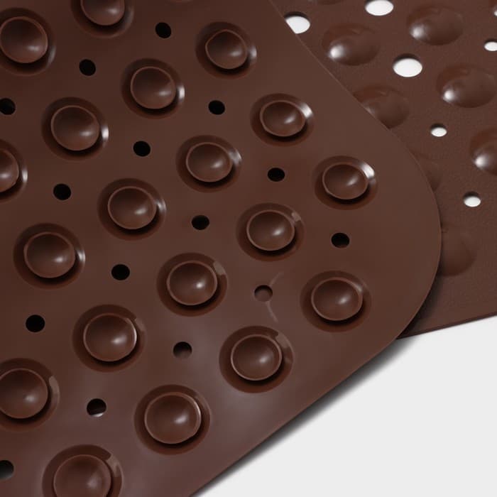 Коврик противоскользящий в ванну Доляна «Пузырьки», на присосках, 39×101 см, МИКС