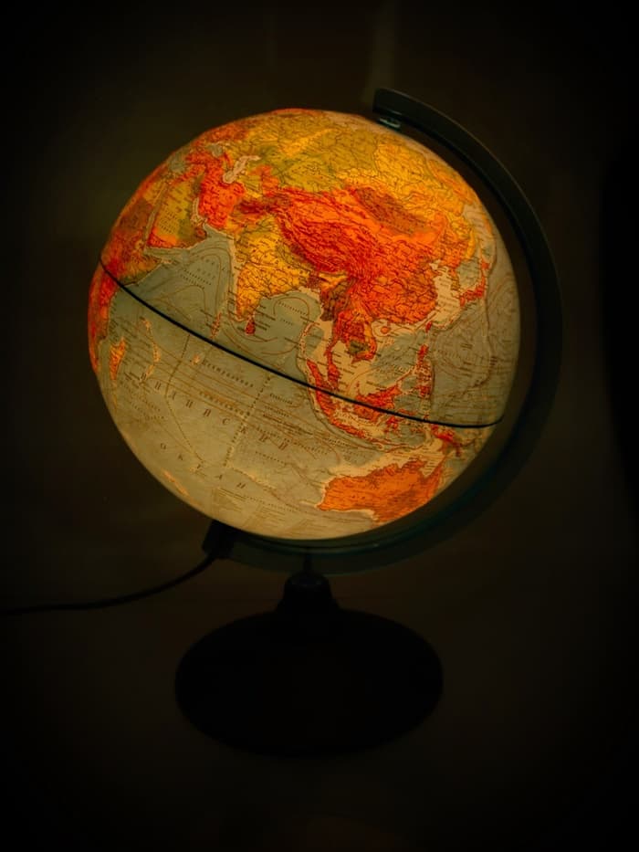 Глобус физико-политический «Глобен», интерактивный, диаметр 250 мм, рельефный, с подсветкой, с очками