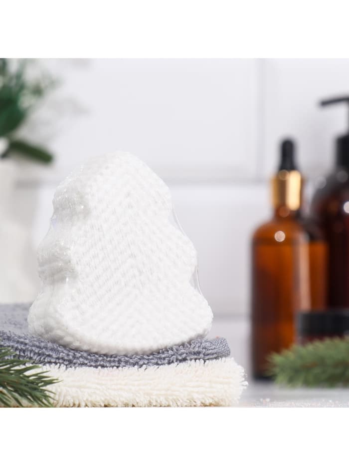 Бомбочка для ванн «Елочка» с ароматом клубники, 120 г