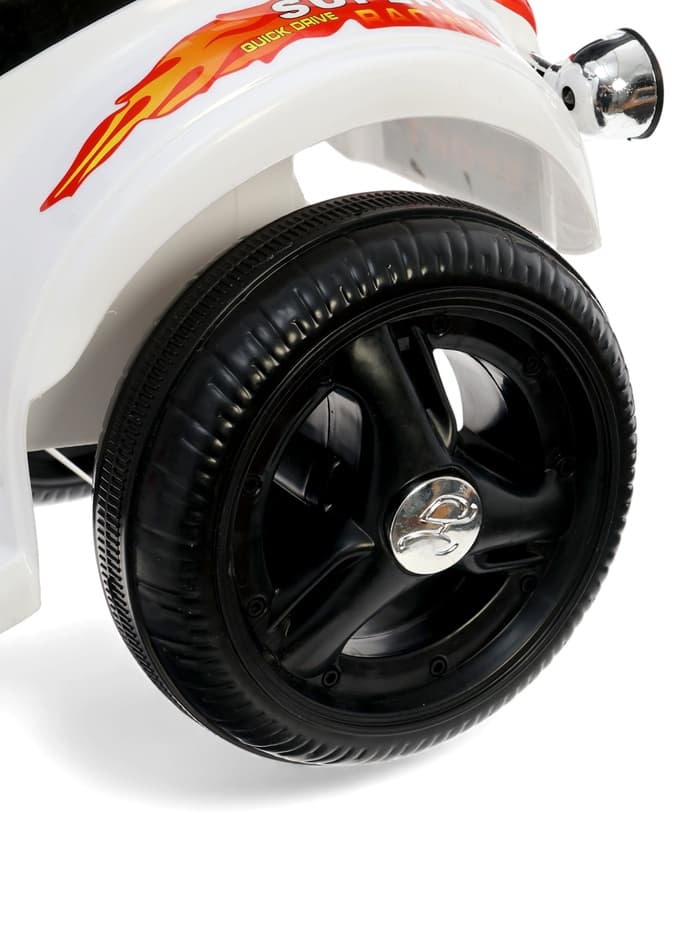 Электромобиль «Чоппер», с аккумулятором, световые и звуковые эффекты, цвет белый