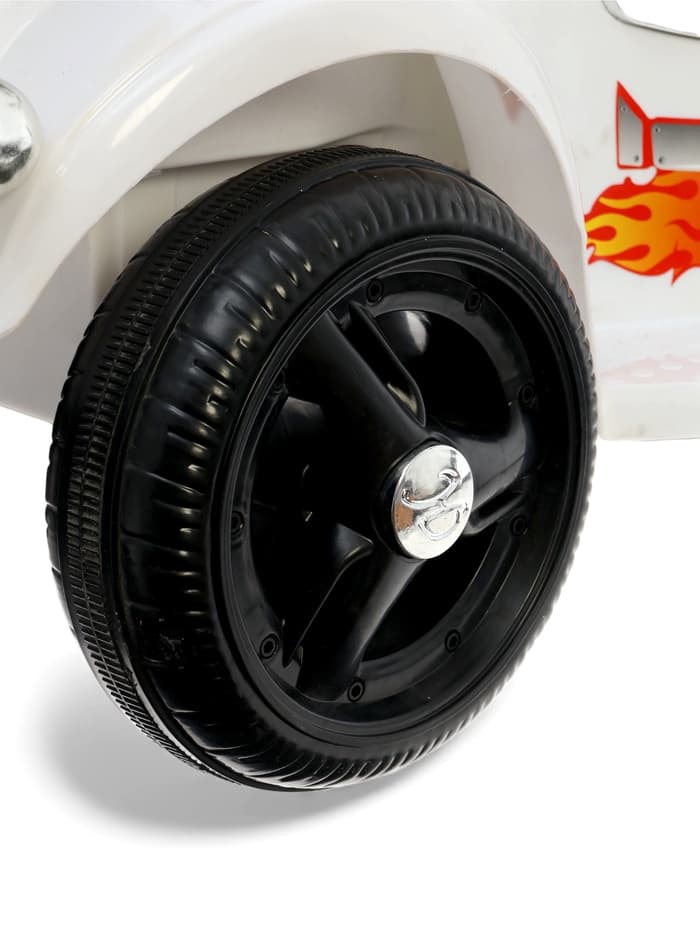 Электромобиль «Чоппер», с аккумулятором, световые и звуковые эффекты, цвет белый