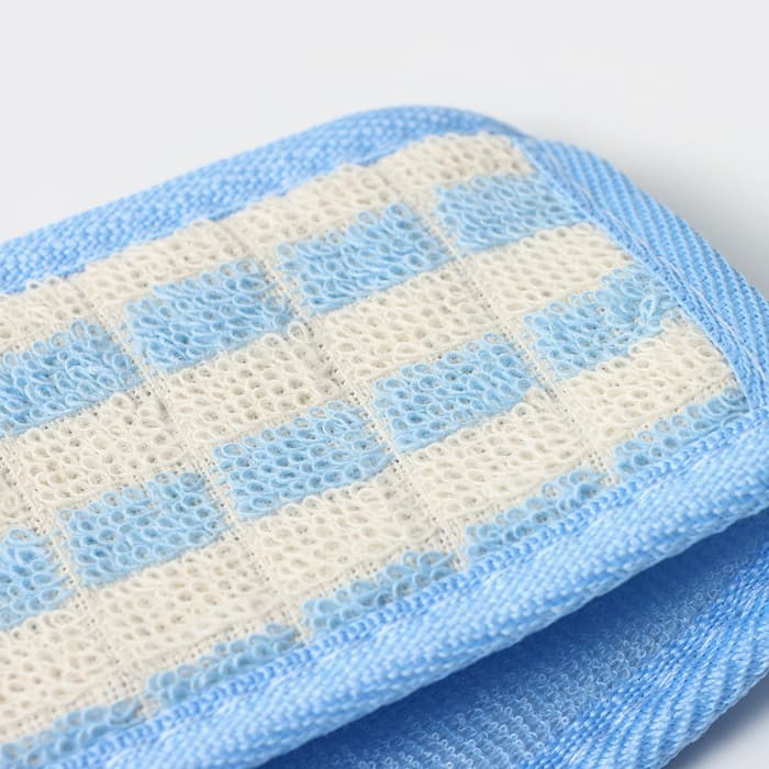 Мочалка для тела Доляна «Шашки», длинная, 70 см, голубая