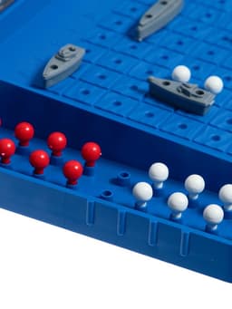 Настольная игра БИПЛАНТ «Морской бой»