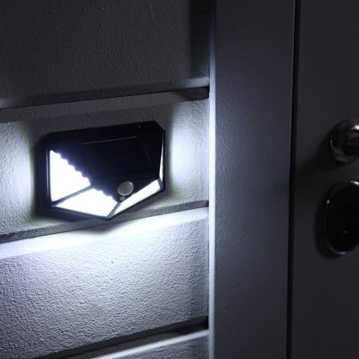 Садовый светильник, уличный, на солнечной батарее с датчиком движения, накладной, 100 LED, свечение белое