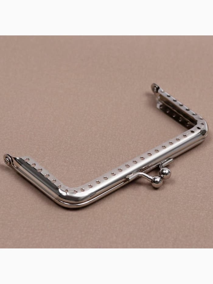 Фермуар пришивной «Прямоугольник», 10 см, цвет серебряный