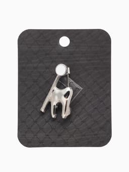 Брошь «Зуб с зеркалом», белая в серебре