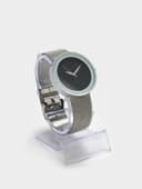 Подставка под часы, ребристая поверхность, 4.5×6×9 см, прозрачная