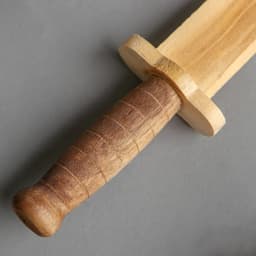 Детское оружие деревянное «Кинжал» 3.3×6×31 см