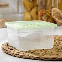 Контейнер пищевой Альтернатива «Ассорти», 1 л, пластик, прозрачный, крышка МИКС