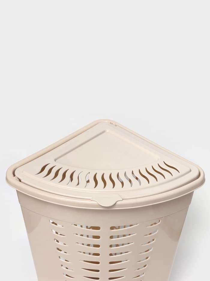 Корзина для белья угловая, 45 л, 37×50×56 см, с крышкой, слоновая кость