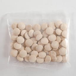 Лакомство для кошек Пижон Крепкий иммунитет с ламинарией и форелью, 60 таб