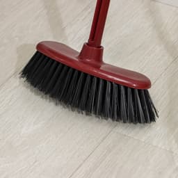 Щётка для пола жесткая «Комфорт» с черенком, МИКС