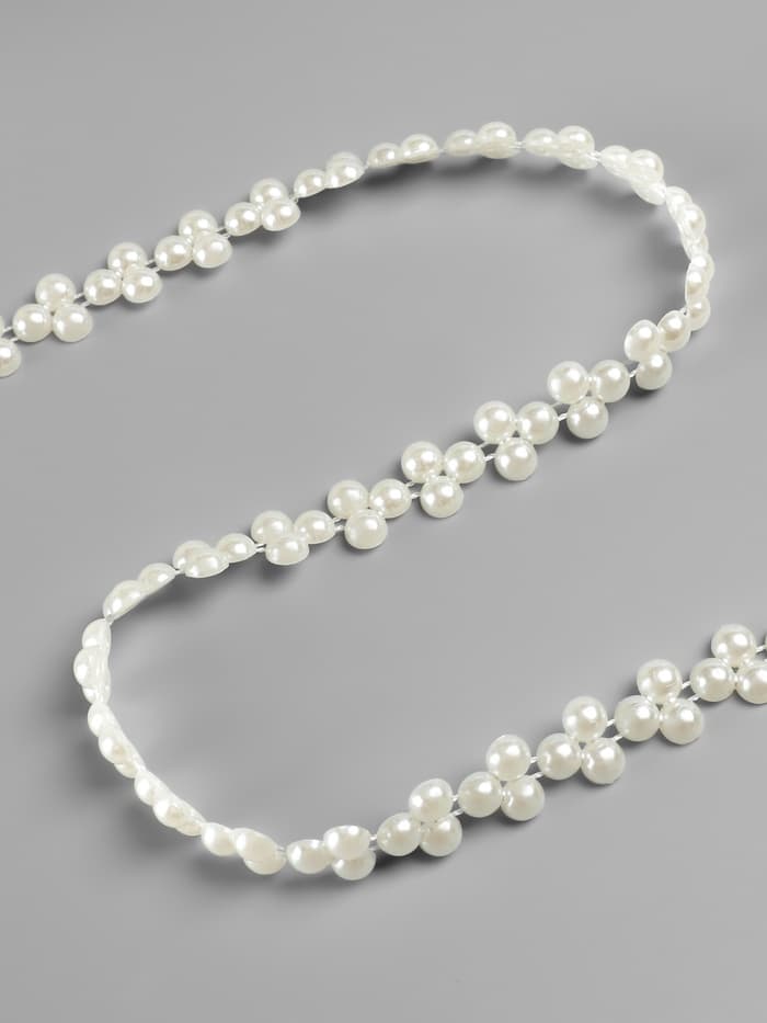 Жемчуг на нитях, плоский, 10 мм, 9±1 м, белый