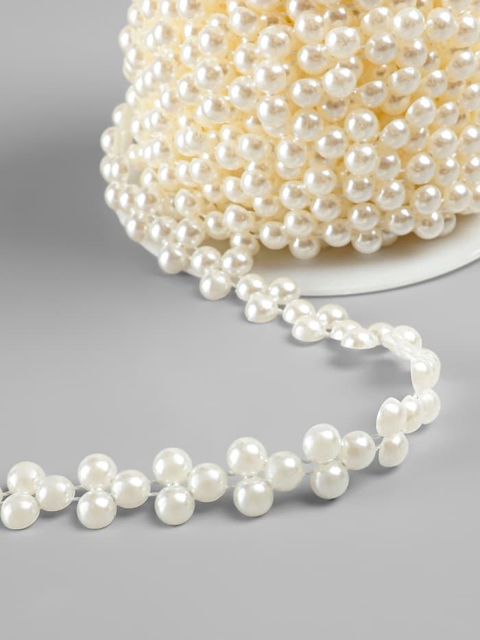 Жемчуг на нитях, плоский, 10 мм, 9±1 м, белый