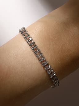 Браслет со стразами «Сияй», L=18 см, 2 ряда, белый в серебре