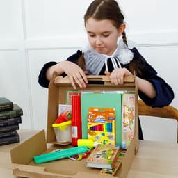 Набор первоклассника, 44 предмета, ЛУЧ «ЗОО», в папке