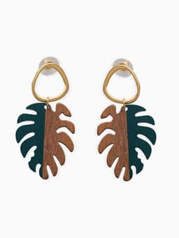 Серьги из дерева «Ваканда», монстера, зелёно-коричневые в золоте