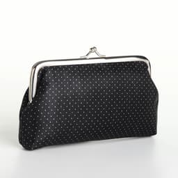 Косметичка на фермуаре, чёрная