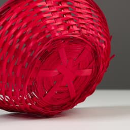 Корзина плетёная, бамбук, d=19xH5 см, красный