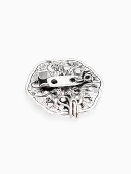 Зажим для кардигана «Цветы», чёрно-серый в чернёном серебре