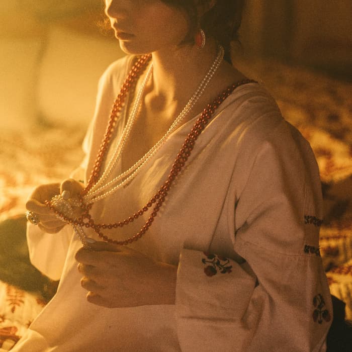 Бусы «Узел», 2 нити, бусины №6-14, цвет молочный, 80 см