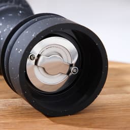 Мельница для специй Доляна «Зефир», 16×5.5 см, керамический механизм, пластик, чёрная