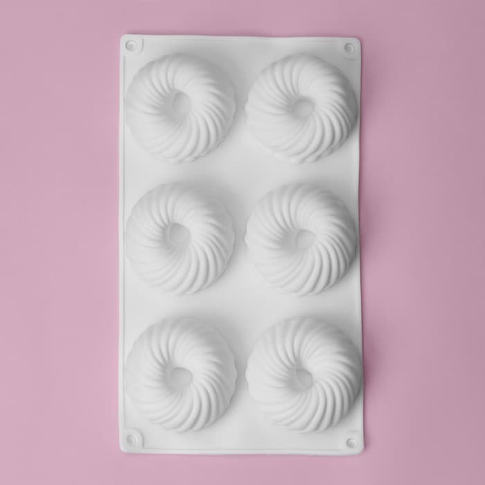 Форма для муссовых десертов и выпечки Доляна «Вихрь», 29.8×17.5×3 см, 6 ячеек (d=7.7 см), силикон, белая