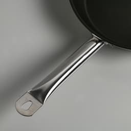 Сковорода Катунь «Общепит», d=28 см, h=6.5 см, толщина корпуса 0.6 мм, дно 3.5 мм, капсульное дно, антипригарное покрытие, индукция, AISI - 201