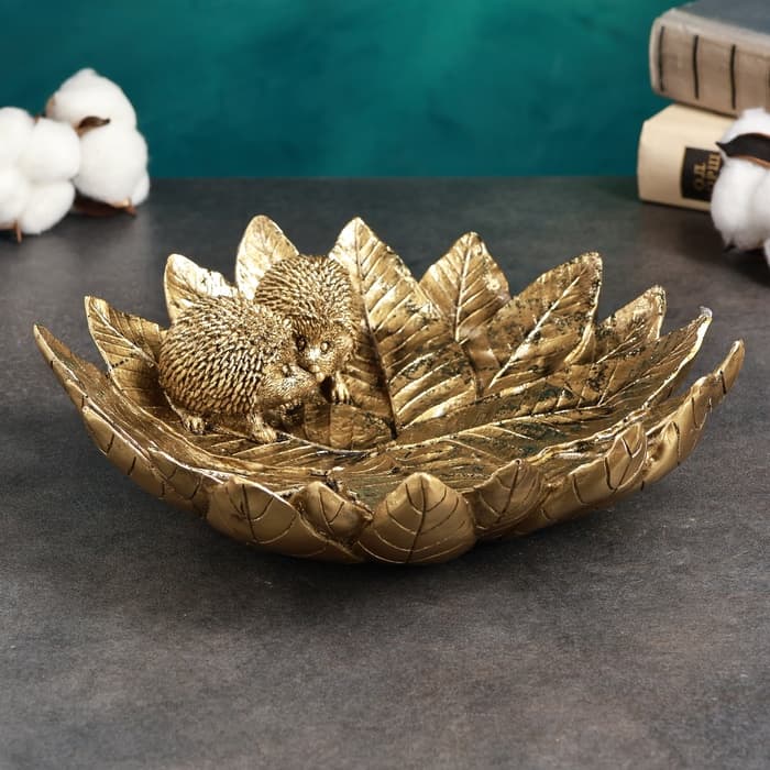 Подставка для мелочей «Пара ежей на тарелке из листьев», полистоун под золото, 24×24×6.5 см
