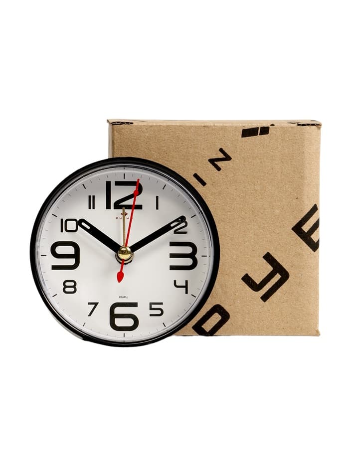 Будильник-часы настольные «Классика», 8×8 см, от батарейки АА, чёрный